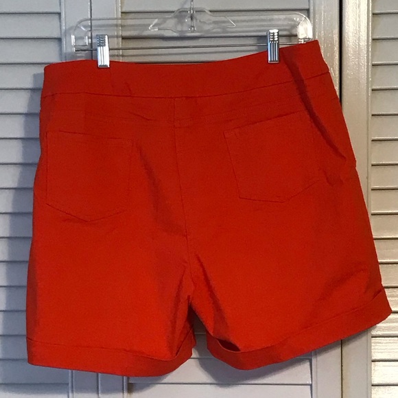 Soft Surroundings Cuffed Shorts - Picture 5 of 6